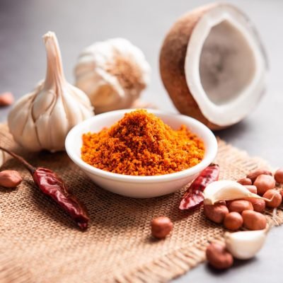 dry-garlic-chutney-made-from-red-chilly-and-dry-coconut-and-lahsun-which-is-famous-in-maharashtra-free-photo